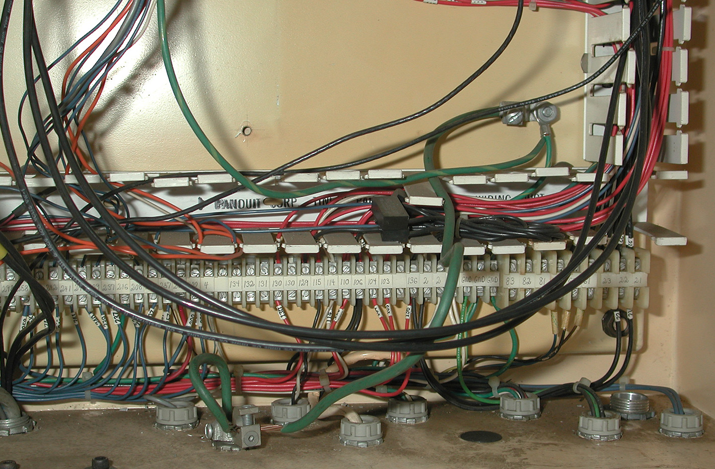 Click for Larger Image Wires on the Bottom Back Cabinet